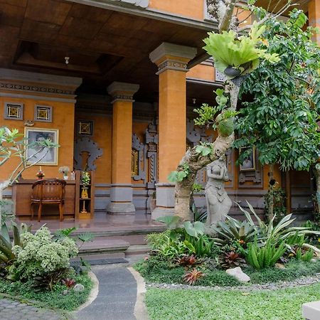 Desak Putu Putra Home Stay Убуд Екстер'єр фото