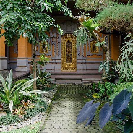 Desak Putu Putra Home Stay Убуд Екстер'єр фото